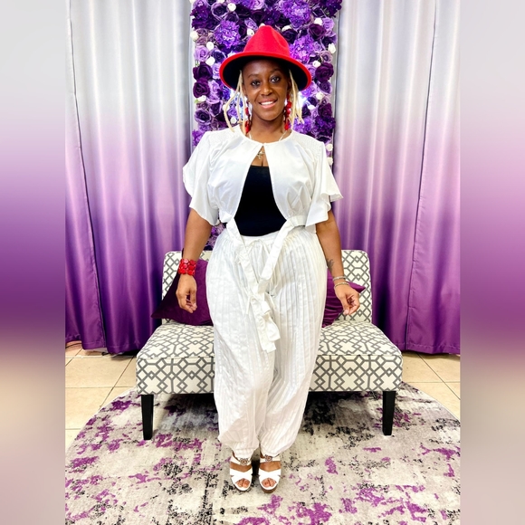 White Pants - Picture 4 of 5